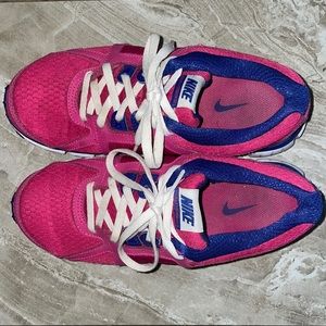 Nike Women’s Tennis shoes